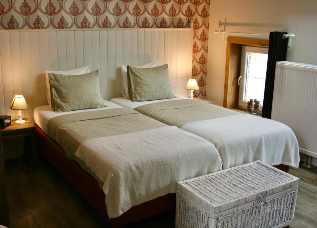 B&B Horpala Heers Bagian luar foto